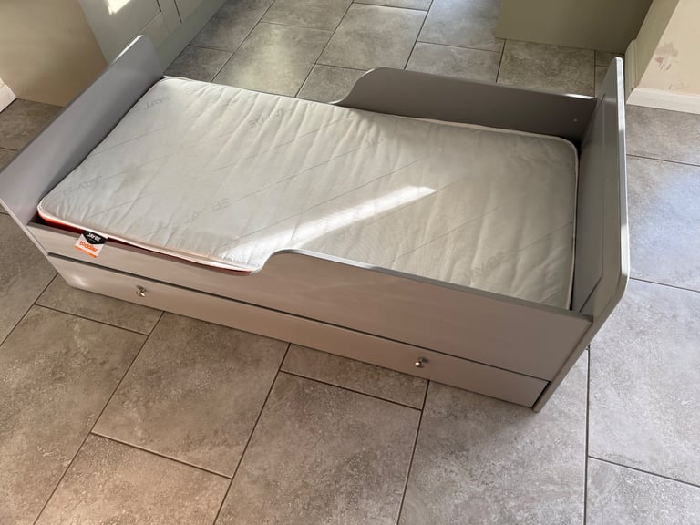 Habitat Toddlers bed 