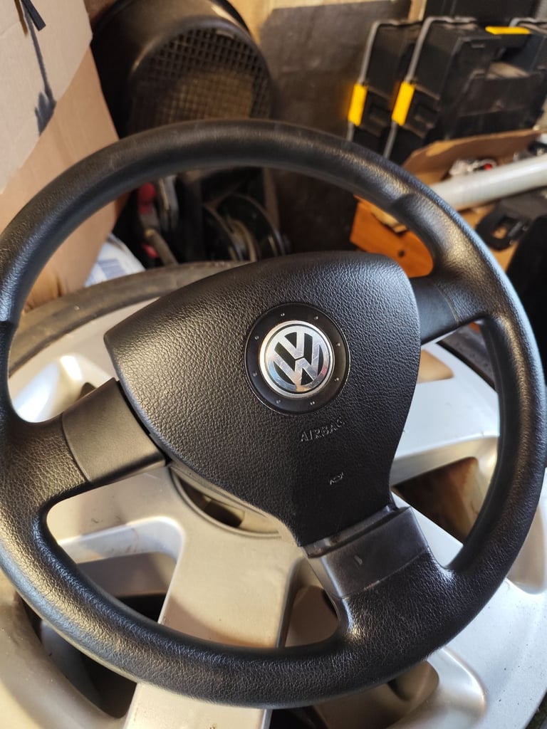 Steering wheel and airbag for vw polo skoda fabia seat ibiza golf or audi 2004-2009