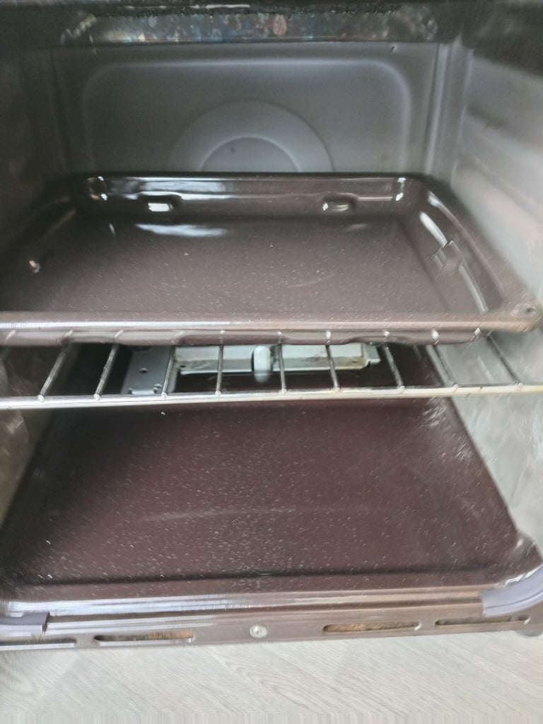 Parkinson cowan renown deluxe gas cooker 