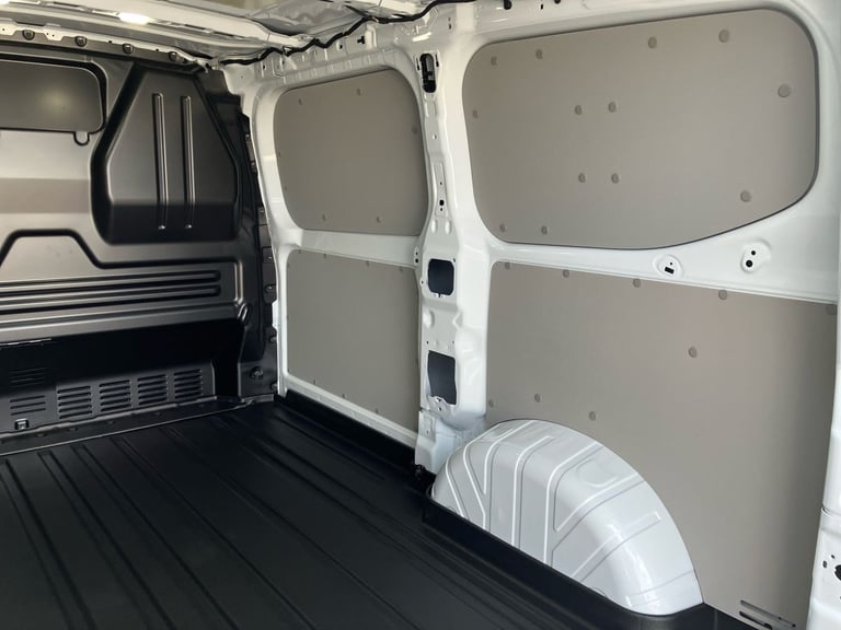 2025 Ford Transit Custom Transit Custom Limited 320 L1 2.0L EcoBlue 136PS FWD 6 Speed Manual Van ...