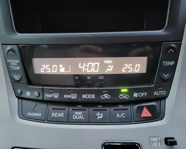 2013 FRESH IMPORT TOYOTA VELLFIRE ALPHARD HYBRID AUTOMATIC 7 SEATER ULE FREE