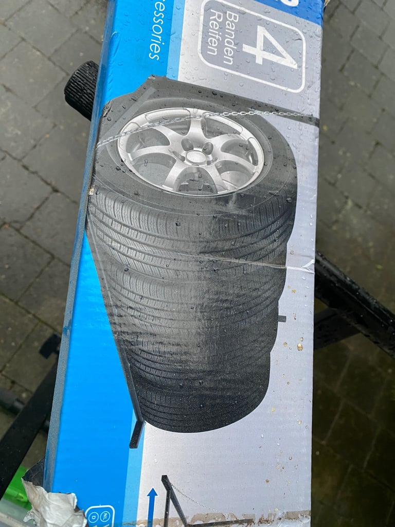 Pro Plus Wheel Wall Rack £20