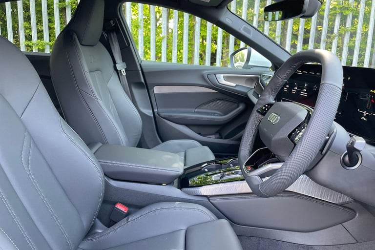  Audi A5 2.0 TFSI S line Saloon 5dr Petrol S Tronic Euro 6 (s/s) (204 ps) Petrol Automatic