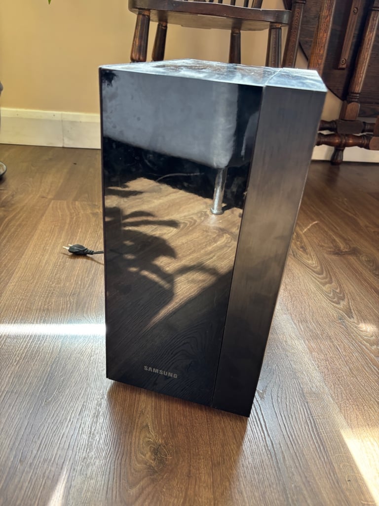 Samsung PS-WF450 Active Wireless Subwoofer