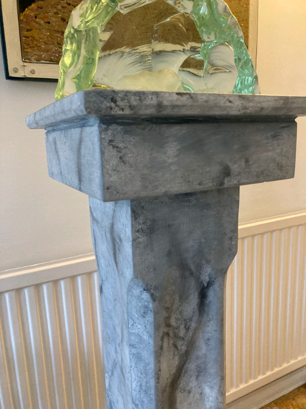 Wooden column plinth 