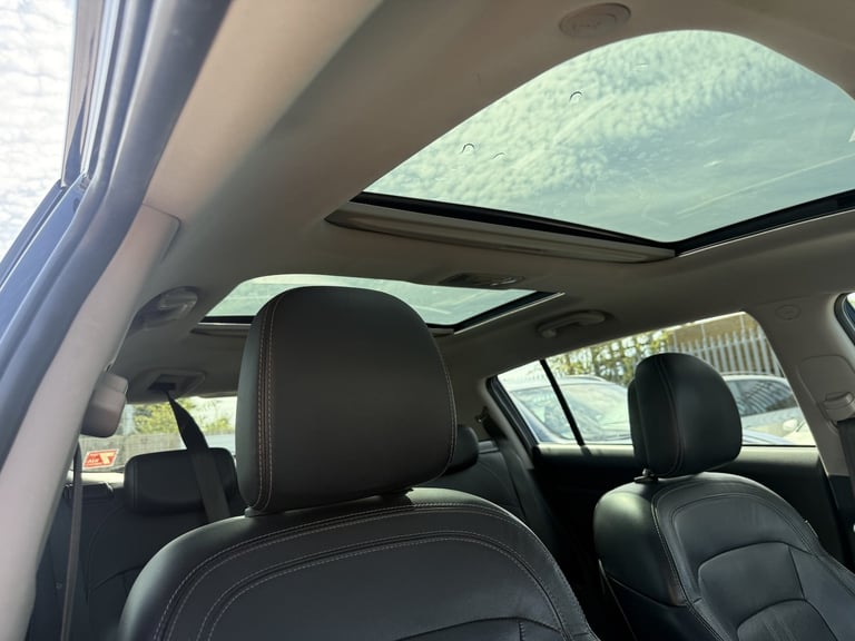 KIA SPORTAGE 2.0 CRDi KX-3 Black Manual Diesel 2012