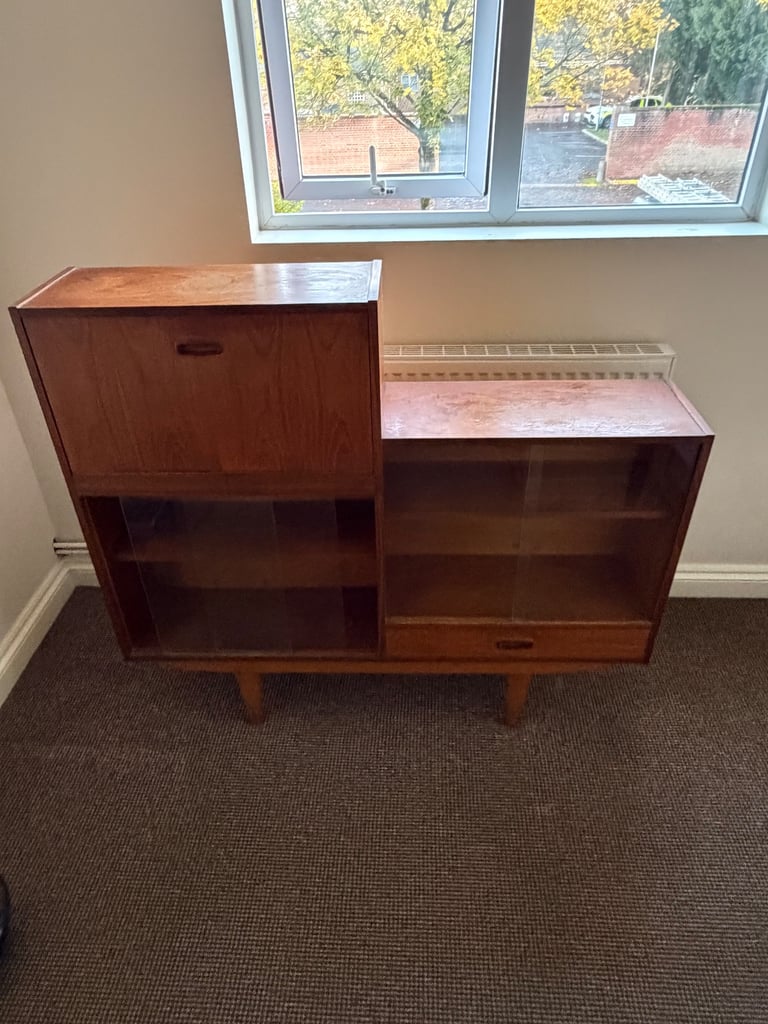 image for Vintage display cabinet