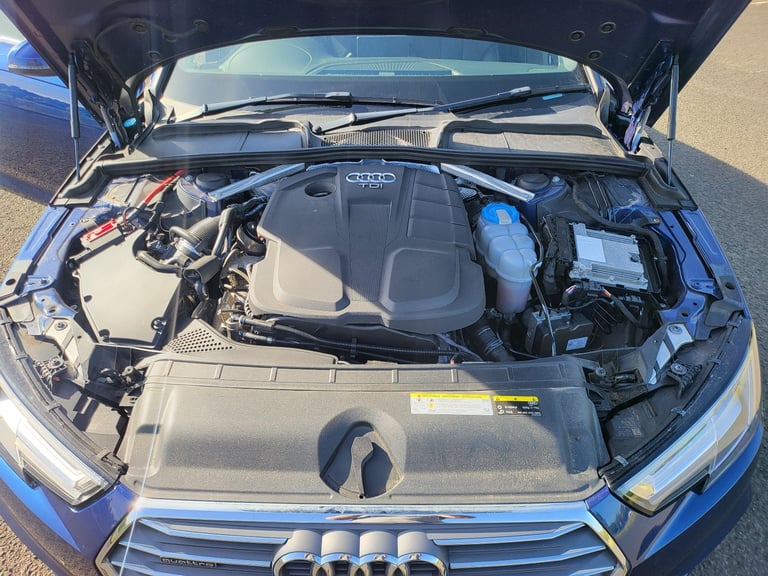 Audi, A4, Saloon, 2017, Semi-Auto, 1968 (cc), 4 doors