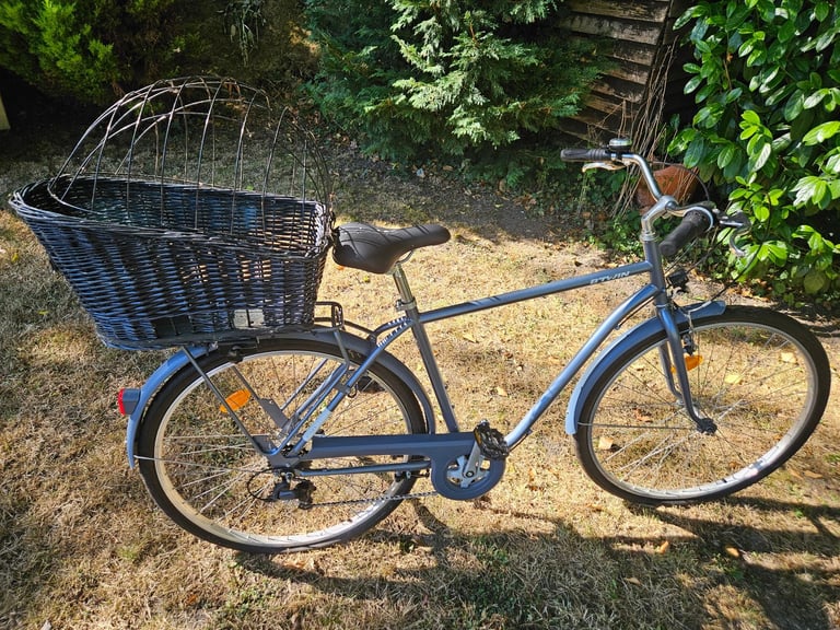 Btwin Elops Dutch style Bikes – men and ladies