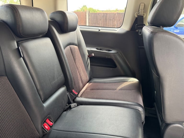 2019 Nissan Elgrand NISSAN ELGRAND HIGHWAYSTAR S 2.5L PETROL 8 SEATER 4WD AUTO, ULEZ, 69-19, FR M...