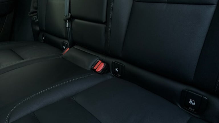 2025 Volvo XC40 Ultra, B4 Mild hybrid, Petrol, Dark Estate Petrol Automatic