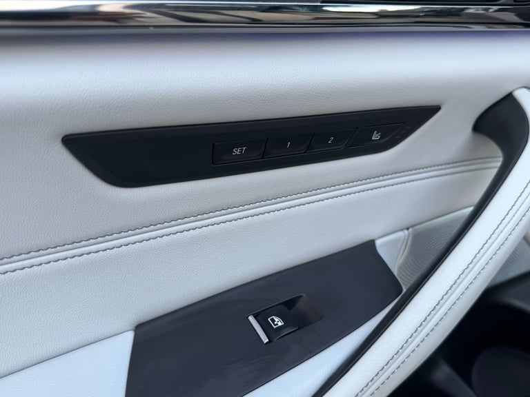 2020 BMW M5 4.4 V8 GPF Saloon 4dr Petrol Steptronic xDrive Euro 6 (s/s) (600 ps) SALOON Petrol Au...