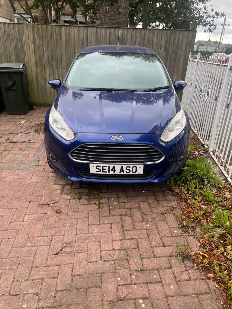Ford, FIESTA, Hatchback, 2014, Manual, 1241 (cc), 5 doors