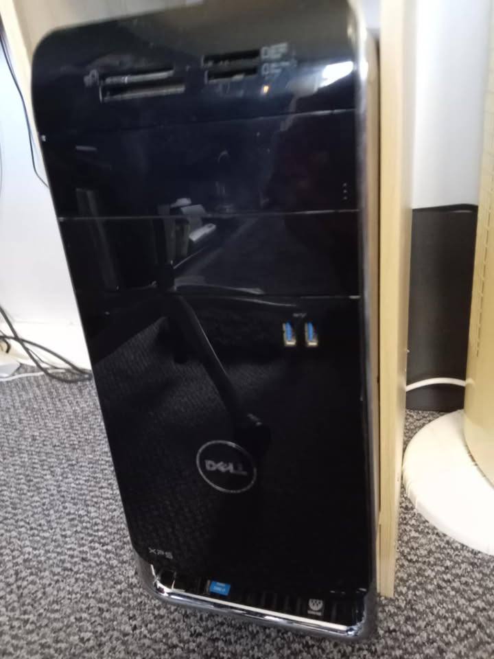 Dell XPS 8700 Desktop PC