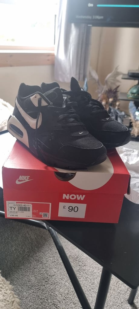 image for nike air max size 7