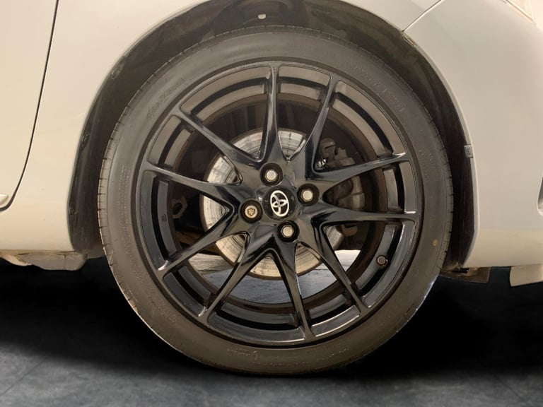 2020 Toyota Yaris 1.5 VVT-h GR SPORT Hatchback 5dr Petrol Hybrid E-CVT Euro 6 (s/s) (100 ps)  Hat...