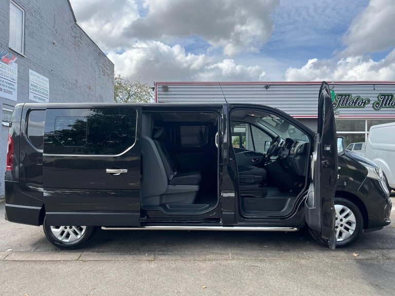Renault Trafic LL29 Energy dCi 125 Sport Nav 6 Seat LWB Crew Van DIESEL 2019/19