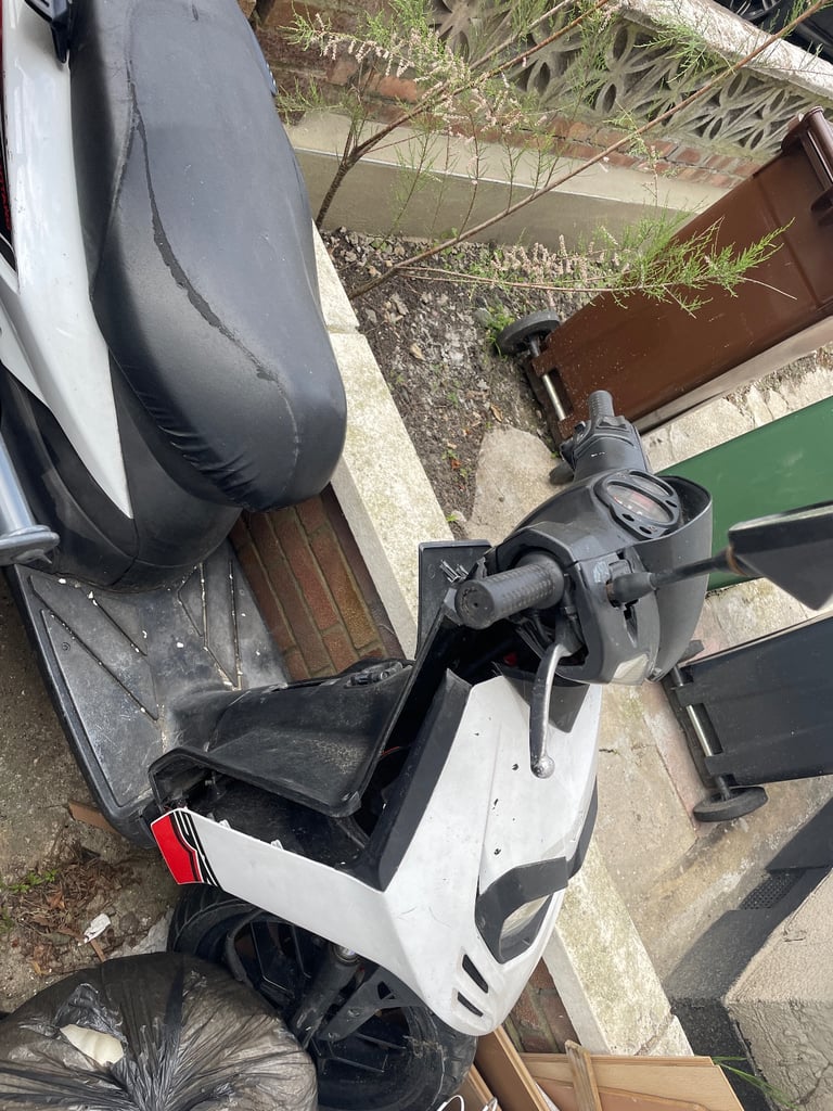 Free Motorcycle parts for people that commonly need replacement