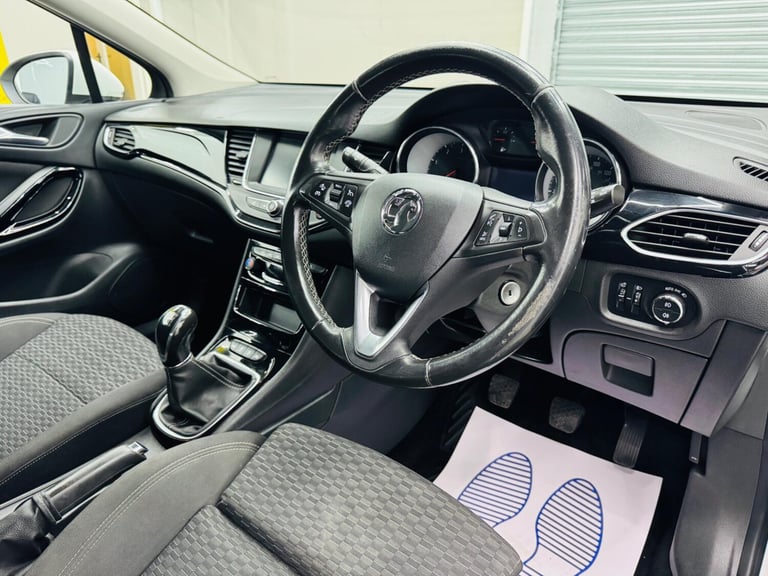 2018 Vauxhall Astra 1.6 CDTi BlueInjection SRi Euro 6 (s/s) 5dr HATCHBACK Diesel Manual