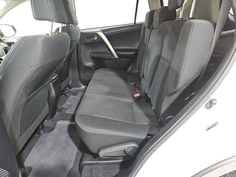 2015 15 TOYOTA RAV4 2.0 D-4D ICON SUV 5DR DIESEL MANUAL 4WD EURO 5 (S/S) (124 PS