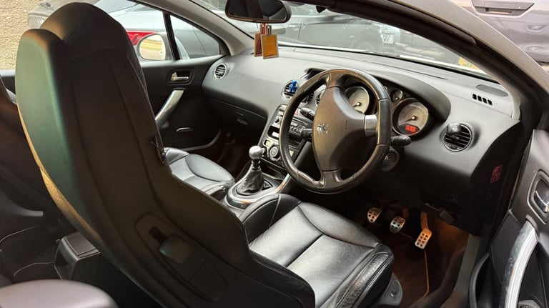 Peugeot, 308, Convertible, 2011, Manual, 1997 (cc), 2 doors