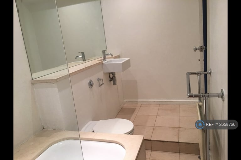 2 bedroom flat in Fountayne Road, London, N16 (2 bed) (#2658766)