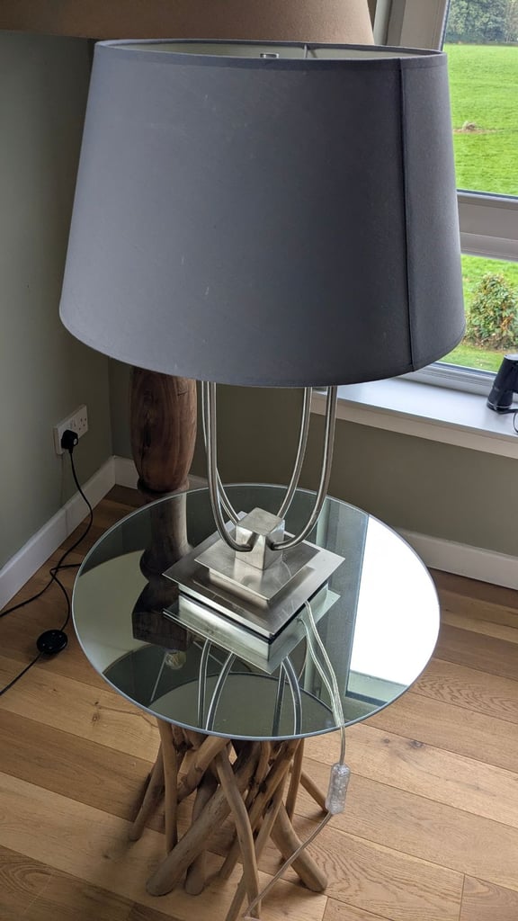 Premier Housewares table lamp