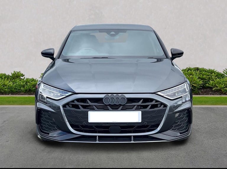 Audi A3 8Y Facelift 2025 S Line Breaking