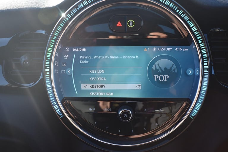 2022 MINI Hatch 135kW Cooper S Level 3 33kWh 3dr Auto HATCHBACK ELECTRIC Automatic