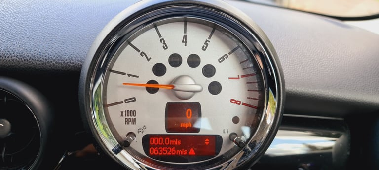 Petrol Free ULEZ Mini Cooper One, Hatchback, 2012, Manual, 1598 (cc), 3 doors CHEAP CAR