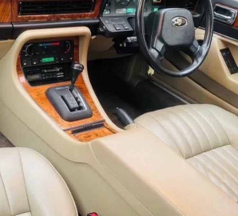 Jaguar, XJ40…57,000 miles…Immaculate 