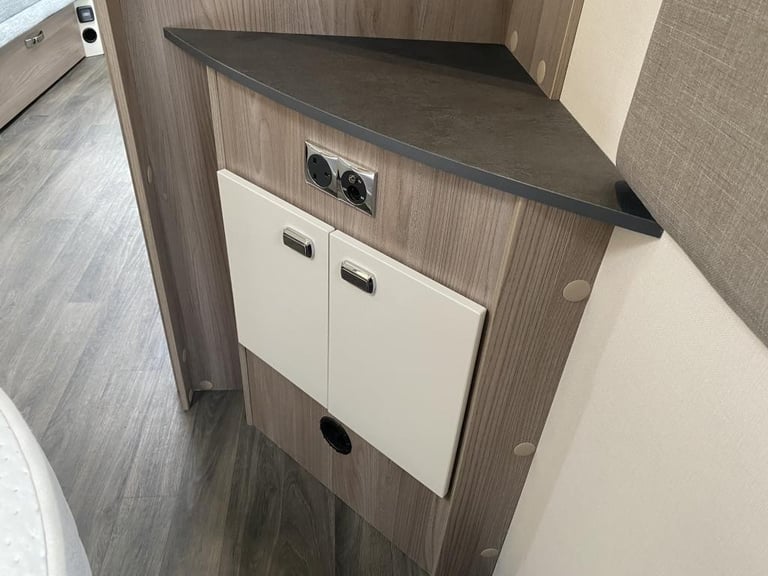2023 SWIFT CELEBRATE GRANDE 4SB TOURING CARAVAN