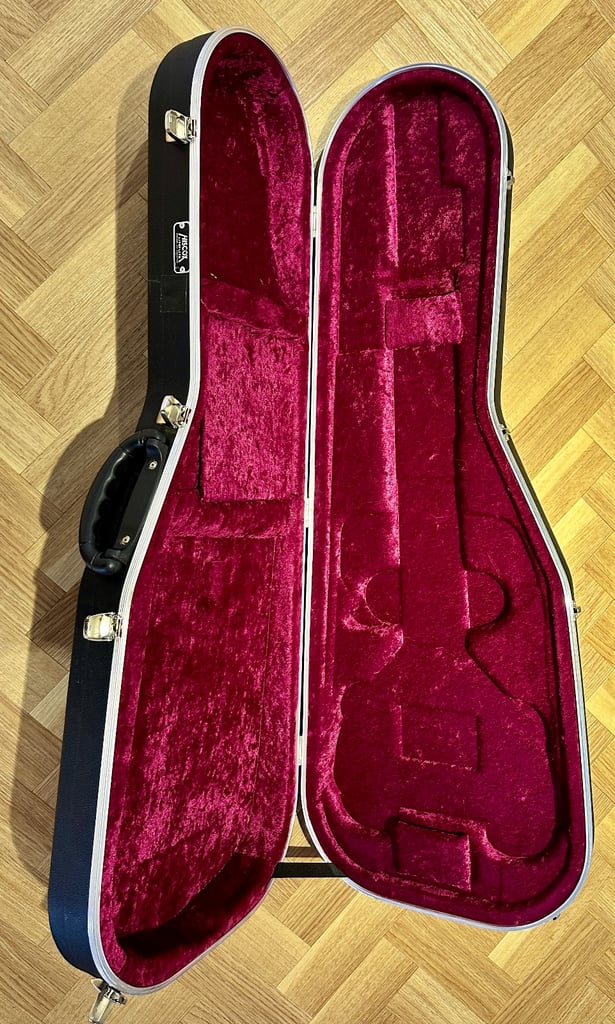 Hiscox Liteflite Hard Shell Electric Guitar Case – Fits Stratocaster, Telecaster & Single Cutaway 