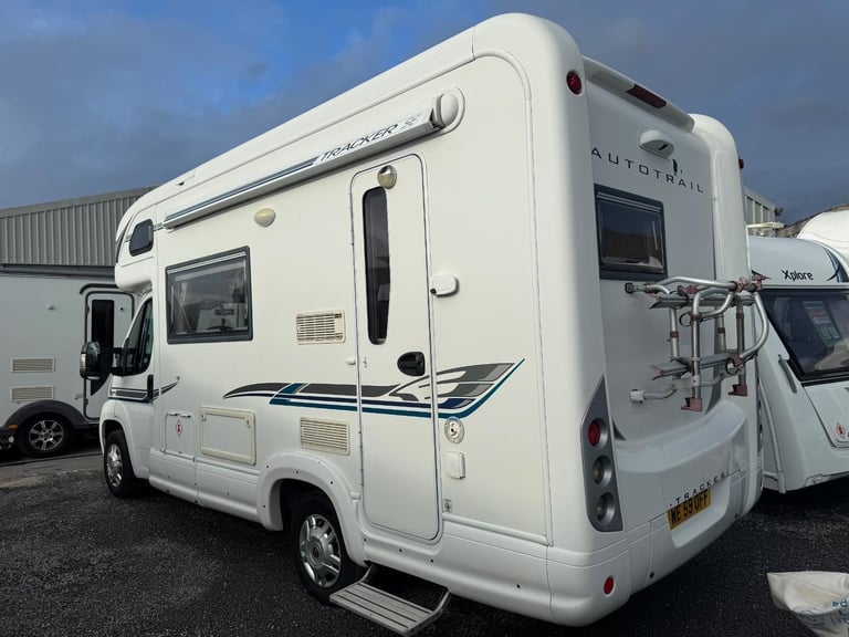 Auto-Trail Tracker SE  /  4  BERTH  -FIAT DUCATO  - 35  MWB 130 MULTI... 2009/59