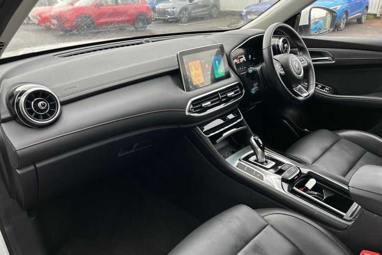 2023 MG MG HS 1.5 T-GDI PHEV SE 5dr Auto ESTATE PETROL/ELECTRIC Automatic