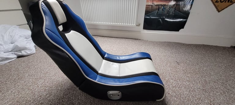 X Rocker Chimea Gaming Chair speakers built-in 