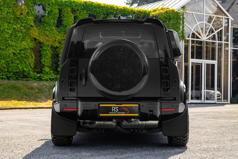 2024 Land Rover Defender 110 3.0 D250 MHEV XS Edition Auto 4WD Euro 6 (s/s) 5dr ESTATE Diesel Aut...