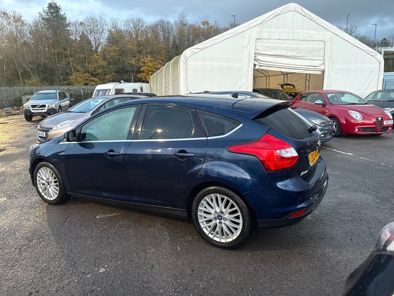 2012 Ford Focus 1.6 125 Zetec 5dr -  - Low Miles -  HATCHBACK Petrol Manual