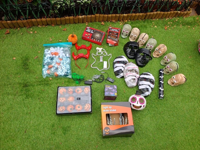 image for Halloween Decorations - big bundle of electronic decs with lights and sounds!