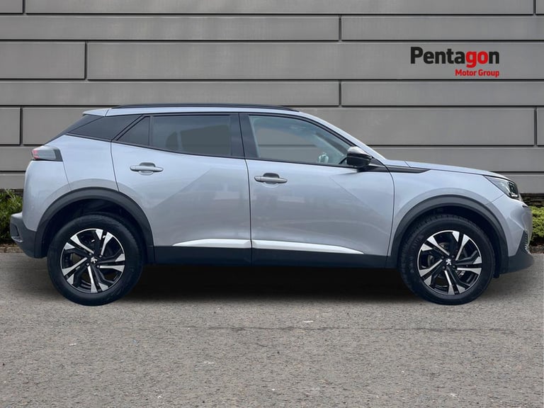  Peugeot 2008 SUV 1.2 Puretech Allure Premium  Plus Suv 5dr Petrol Eat Euro 6