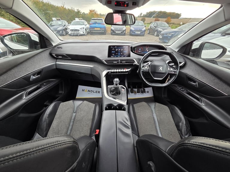 2018 Peugeot 5008 1.2 PureTech Allure Euro 6 (s/s) 5dr Petrol