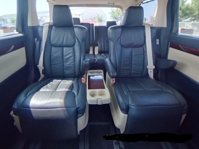 Toyota Alphard 2.5 auto black automatic 4wd only 51k miles due in november 2015