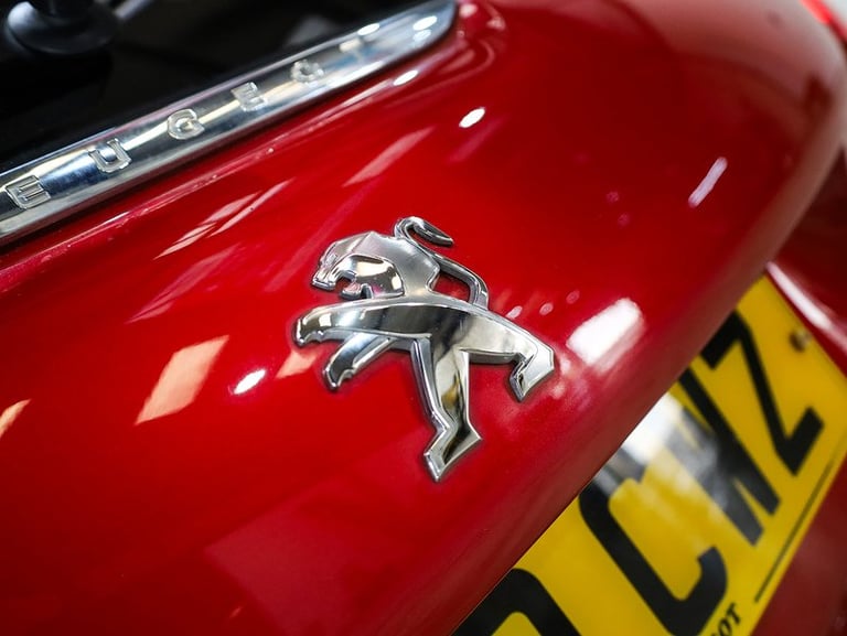 2019 Peugeot 208 1.2 PureTech 82 Tech Edition 5dr [Start Stop] HATCHBACK PETROL Manual