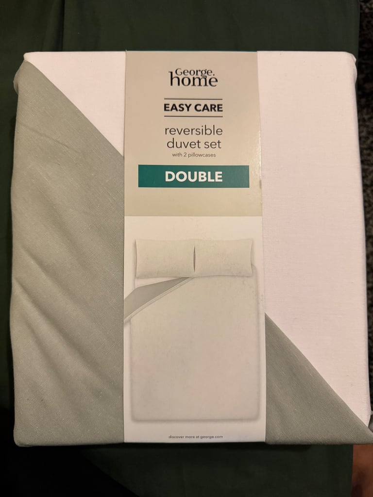image for Brand New George Home King Size Reversible Duvet Set