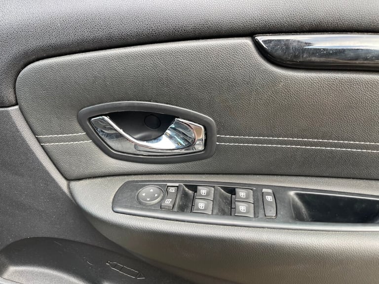 2013 Renault Scenic 1.5 dCi ENERGY Dynamique TomTom MPV 5dr Diesel Manual Euro 5 (s/s) (110 ps) M...