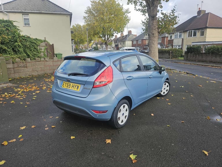  I sell ford fiesta 1.6 diesel Ford, FIESTA, Hatchback, 2010, Manual, 1560 (cc), 5 doors
