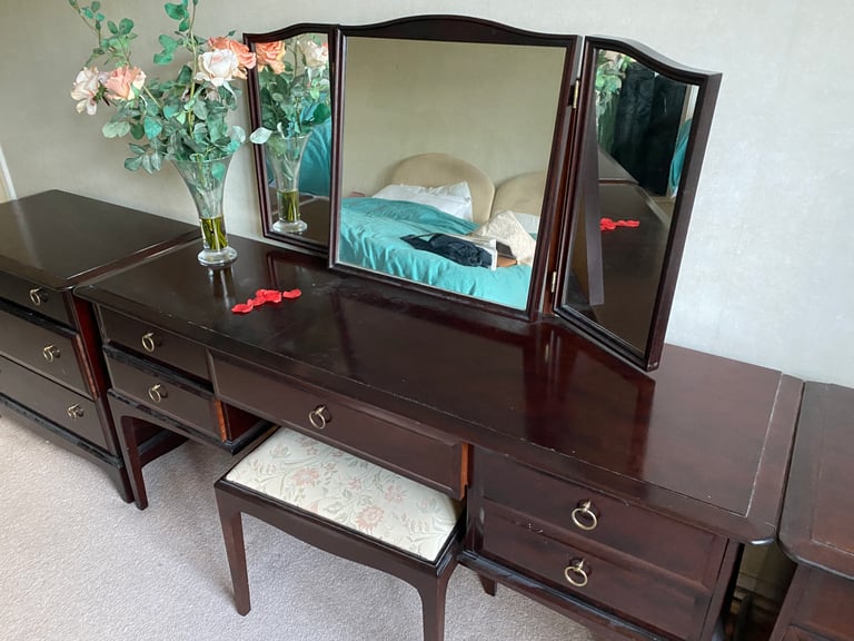 image for Stag Minstrel Complete Bedroom Set