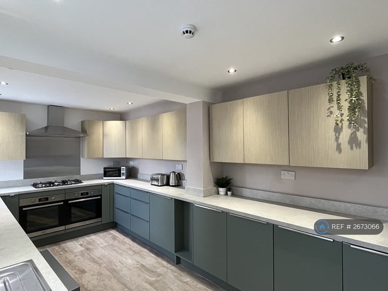 5 bedroom house in Kensington, Kensington, Liverpool, L7 (5 bed) (#2673066)