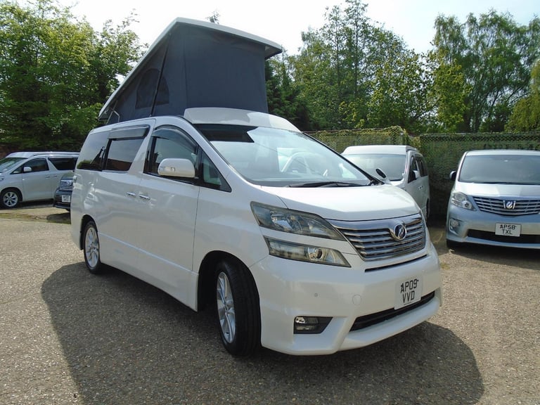 2009 TOYOTA ALPHARD / VELLFIRE CAMPER VAN ,MOTORHOME,~OFF GRID SOLAR~4 BERTH