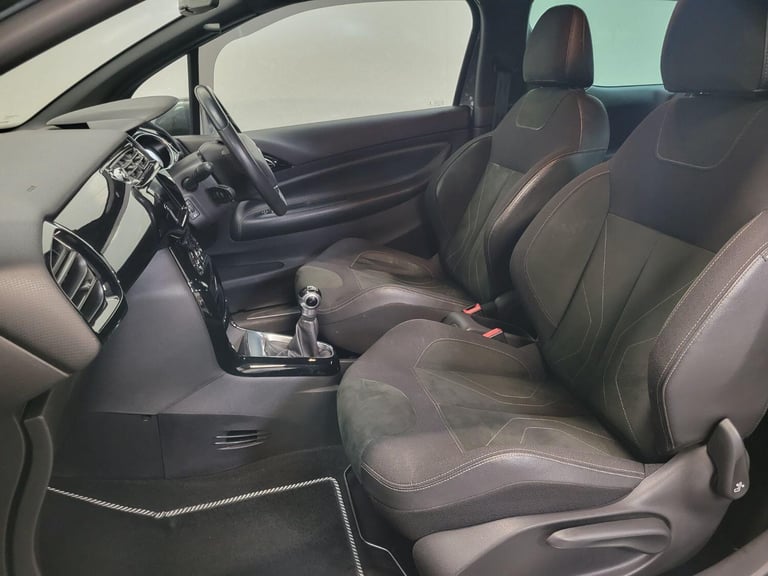 DS AUTOMOBILES DS 3 1.6 BlueHDi Elegance 2017